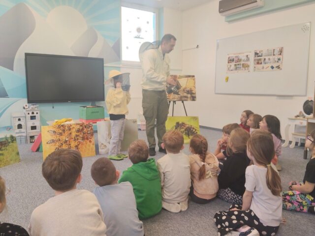 🐝🍯🐝🍯🐝🍯